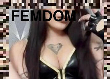 amador, latex, sozinho, fumando, domínio, domínio-feminino, tatuagem, tetas-pequenas