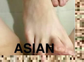 asiatisk, amatör, fötter, pov, sprut, footrunk