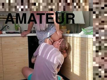 Amateur Couple Fucking and Cooking Together??Mess in the Kitchen