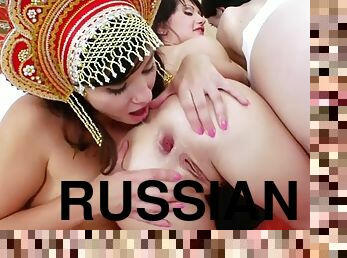 russe, rapporti-anali, lesbiche, hardcore, europee-european, europee, brunette, inserimento-di-oggetti