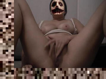 Zombie Girl Masturbates 7 Min