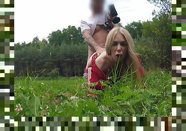 Isabella Clark gives head and gets fucked in the grass