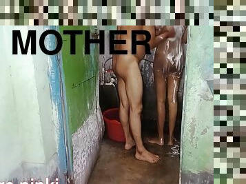 Bangali Stepmother And Stepson Its Nude Bath Time