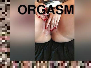 I Had 5 Squirting Orgasms Before We Start Fucking