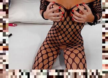 Perfect curves of mature stepmom in a fishnet outfit