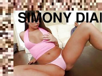 Simony Diamond is a sassy chick