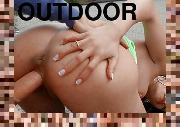 Kinky latina Penelope Cross gets pounded outdoors