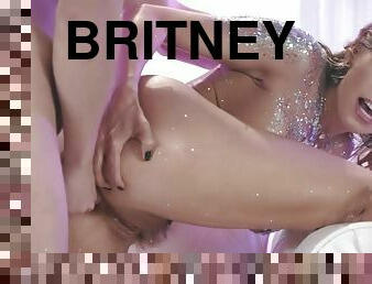 britney, göt-deliği