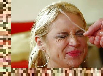 ejaculant on sarah vandella's face