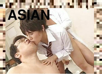 asiatiche, giovanissime, hardcore, giapponesi, spruzzi-di-sperma, sesso-di-gruppo, asiatiche-giovanissime