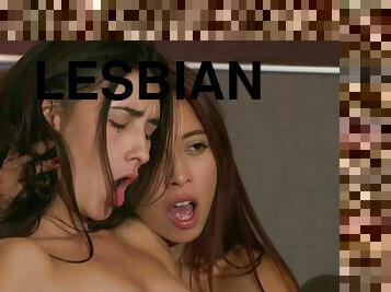 asiatic, tate-mari, pasarica, slabanoaga, bunaciuni, lesbiana, adolescenta, hardcore, cu-degetelul, roscata