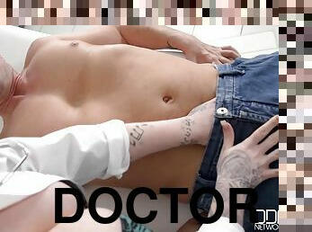 David Perry and horny doctor Harmony Reigns - Dr. Jizz-on-Tit
