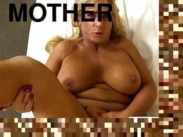 Chesty Mother I´d Like To Fuck Zena Nailing Hard