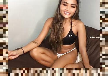 Horny asian amateur teen in mask toying on webcam