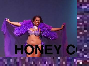 Honey Coco Bordeux, great Burlesque performer