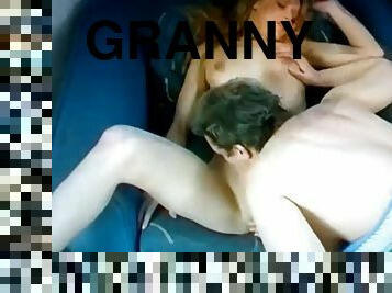 remmidildo, amatööri, typykät, isoäiti-granny, lesbo-lesbian, milf, dildo