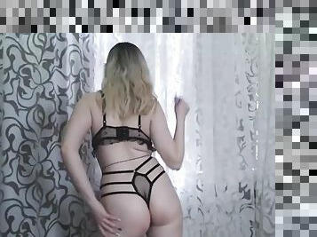 masturbación, coño-pussy, amateur, paja, corrida-interna, rubia, bailando, culazo, a-solas, azotaina