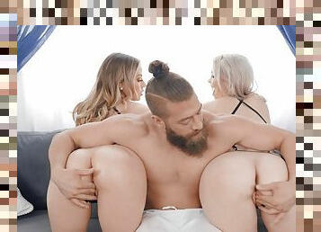 Talented dude satisfies two bisexual chicks in a threesome