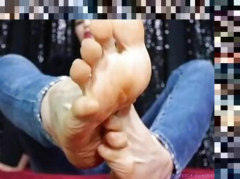 Feet and jeans worship PREVIEW - italian mistress wrinkled soles fetish Rebecca Diamante foot fetish