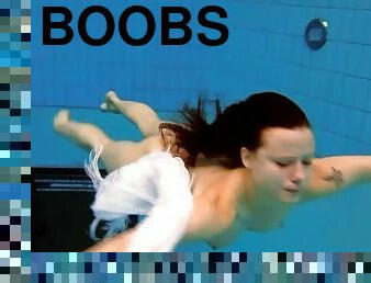 Perky teen boobs are beautiful underwater