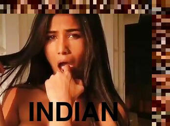 Poonam pandey