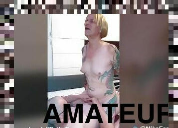 transsexuelle, amateur, anal, mature, énorme-bite, maison, tatouage