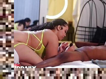 culo, cuatro-patas, coño-pussy, mamada, negra-ebony, polla-enorme, interracial, latino, estrella-del-porno, garganta-profunda