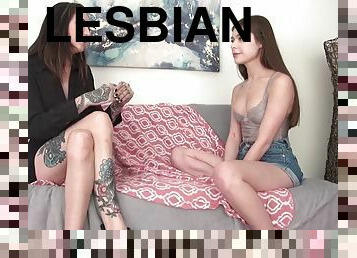 Lesbian foot worship
