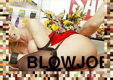 Blonde have fun with a big cock at the market