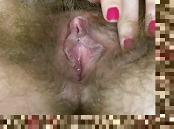 clitoris, karvainen, orgasmi, pillu-pussy, ruikkiminen, amatööri, soolo, märkä