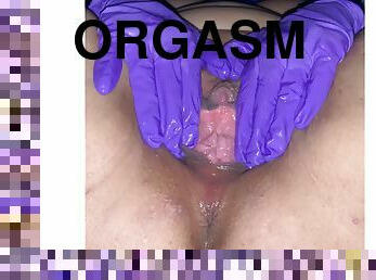 clitoris, fisting, masturbare-masturbation, monstru, orgasm, pasarica, facut-acasa, cu-degetelul, maurdara, pima-oara