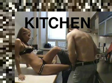A hard fuck in the kitchen with a kinky teen