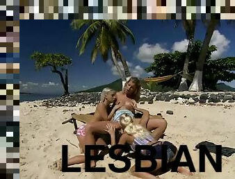 Breath taking blonde lesbian scene
