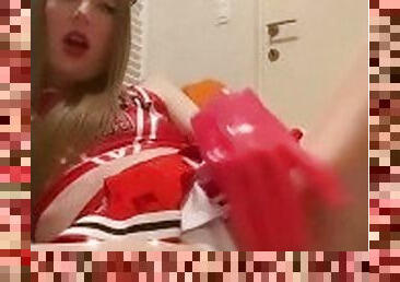 Cheerleader glove pussy fuck in the morning before school