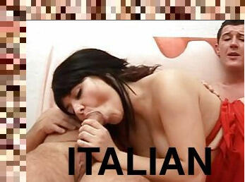 Italian Cougar fucks Better   vol. 04