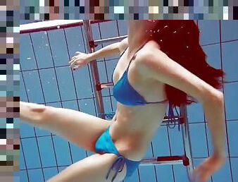 en-plein-air, public, russe, maigre, amateur, ados, piscine, fétiche, solo, bikini