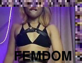 asiatique, transsexuelle, ejaculation-sur-le-corps, ladyboy, chienne, blonde, latex, maîtresse, domination, femme-dominatrice