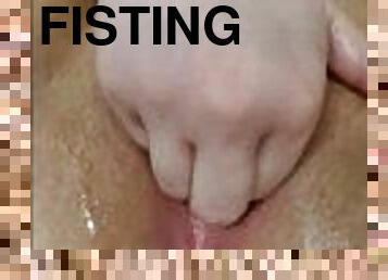 Compulsively fucking my pussy TILL IM A CREAM SLUT - Mia Elenor fingering pussy