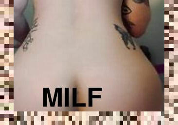 røv, badning, amatør, milf, dildo, bruser, solo, tatovering