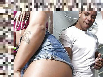 pantat, payudara-besar, selingkuh, clitoris-bagian-atas-vagina-paling-sensitif, vagina-pussy, blowjob-seks-dengan-mengisap-penis, bintang-porno, brazil, berciuman, berambut-pirang