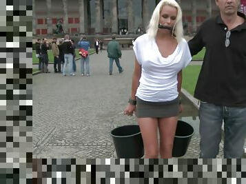 Obedient Czech MILf gets fucked in public