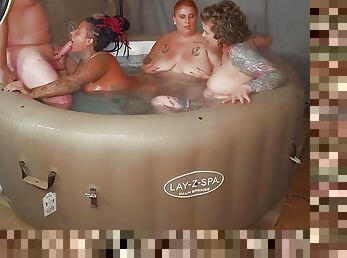 Hot tub Fun with 3 MIlfs and a DILF