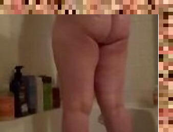 CHUBBY FAT BBW VANILLA FAITH ARDALAN TAKING A SHOWER