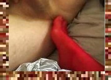 FOOTJOB JERK ON FEET RED LACE PANTYHOSE