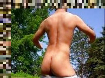 Sexy Twink Twerking butt ass naked in the wild