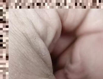 Risky jerk off on the bus, massive cumshot over the seat in front of me!