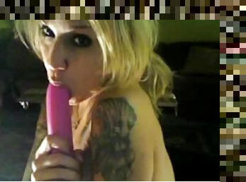 Big-tit blonde Regan Reese gives a blowjob for that dildo