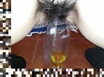 Hairy pussy pee