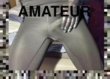 masturbare-masturbation, amatori, jet-de-sperma, neamt, chilotei, sperma, fetish, solo, de-aproape, uda