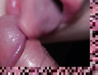 POV BLOWJOB REALLY CLOSE UP